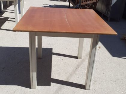 ΤΡΑΠΕΖΙ 90X90X75ΕΚ (500/1449)