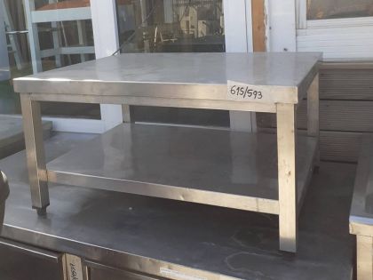 ΤΡΑΠΕΖΙ ΠΑΓΚΟΣ (615/593)