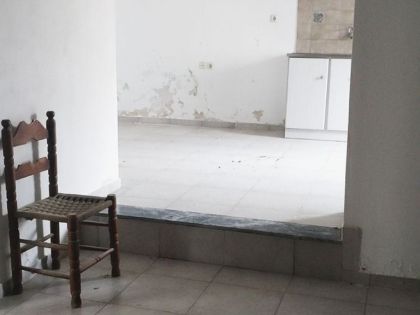 ΜΑΚΡΥΣ ΓΙΑΛΟΣ