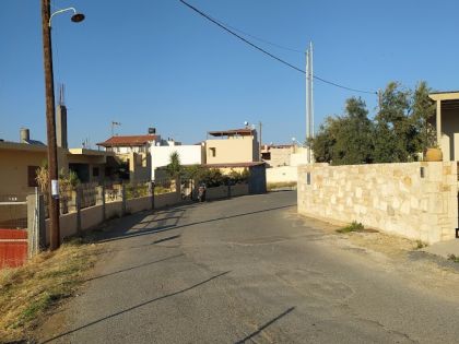 ΓΟΥΒΕΣ ΚΑΤΩ