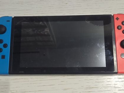 NINTENDO SWITCH, 96GB ΒΑΣΗ, ΘΗΚΗ & 5 ΚΑΣΕΤΑΚΙΑ: