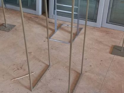 ΣΤΑΝΤ ΕΚΘΕΤΗΡΙΟ ΜΕΤΑΛΛΙΚΟ 50X50X135ΕΚ (940/45):