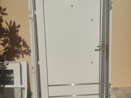 ΠΟΡΤΑ ΕΞΩΤΕΡΙΚΗ & ΜΠΑΛΚΟΝΟΠΟΡΤΑ: