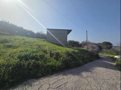 ΒΑΘΕΙΑ ΕΠΑΝΩ 