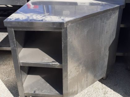 ΠΑΡΑΓΩΝΟ ΕΡΜΑΡΙΟ 94X70X90ΕΚ (615/852) 