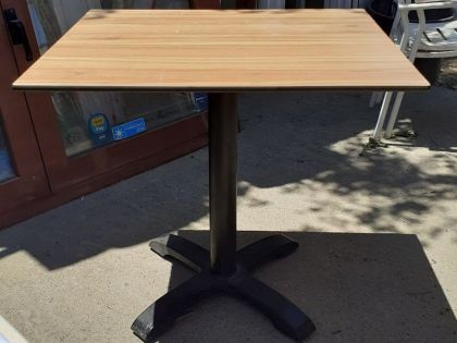 ΤΡΑΠΕΖΙ 70X80X74ΕΚ (541/49):