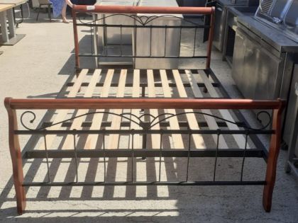 ΚΡΕΒΑΤΙ 216X157X102 (14/8) 