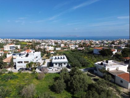 ΚΟΚΚΙΝΗ ΧΑΝΙ