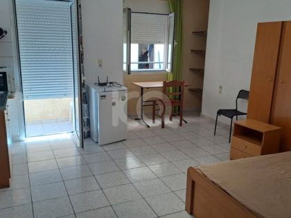 ΕΣΤΑΥΡΩΜΕΝΟΣ