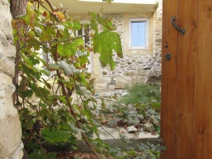 ΣΗΤΕΙΑ ΜΟΝΟΚΑΤΟΙΚΙΑ ΠΕΤΡΟΧΤΙΣΤΗ