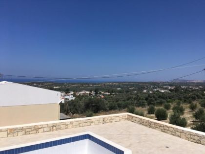 ΠΩΛΕΙΤΑΙ ΣΥΓΚΡΟΤΗΜΑ ΜΕΖΟΝΕΤΩΝ ΠΙΣΙΝΑ ΡΕΘΥΜΝΟ ΚΡΗΤΗ